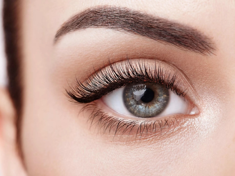 FOX EYE- EYEBROW LIFT